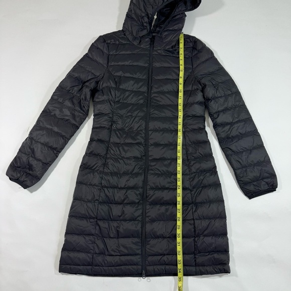 Quince Packable Puffer Mid Length Jacket Black - Picture 4 of 8